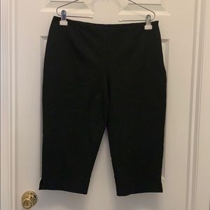 Chico’s black capri pants size 2